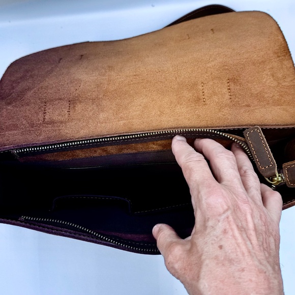 Timber‎ & Hide Brown Leather Courier Bag - Picture 4 of 7
